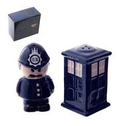 London Merchandise - Police Public Call Box & Policeman Salt & Pepper Set (Sale E Pepe)